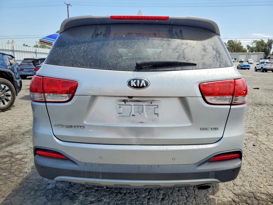 62116276 :رقم المزاد ، 5XYPH4A5XHG302927 vin ، 2017 Kia Sorento مزاد بيع