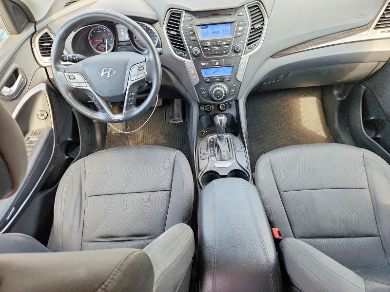2014 Hyundai Santa Fe მანქანა იყიდება აუქციონზე, vin: 5XYZU3LB9EG221060, აუქციონის ნომერი: 60043216