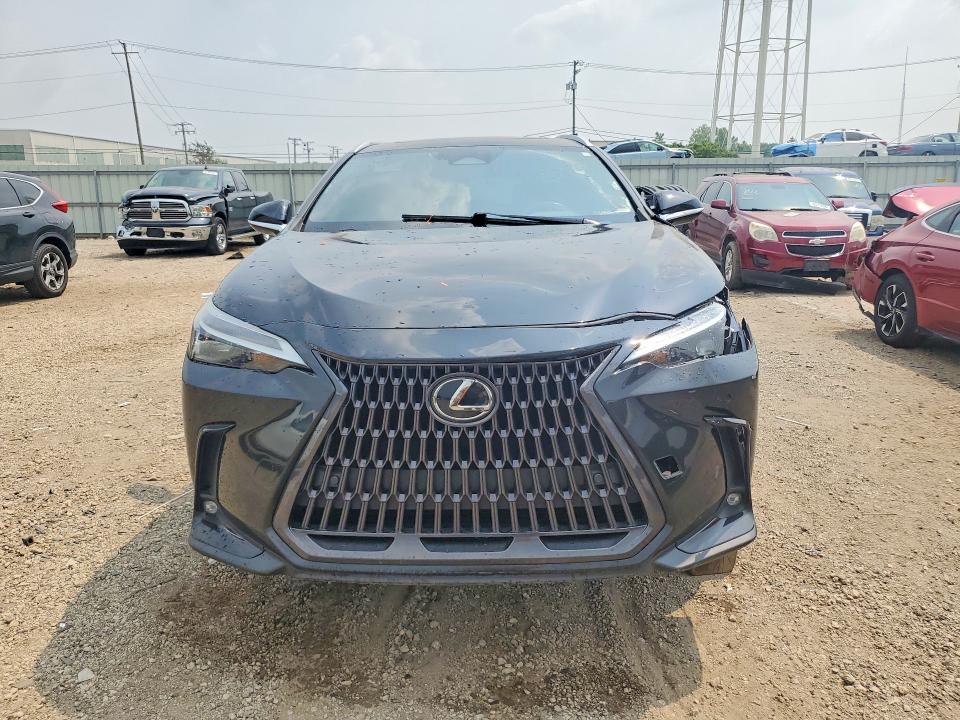 60966586 :رقم المزاد ، 2T2GGCEZ7NC012416 vin ، 2022 Lexus Nx مزاد بيع
