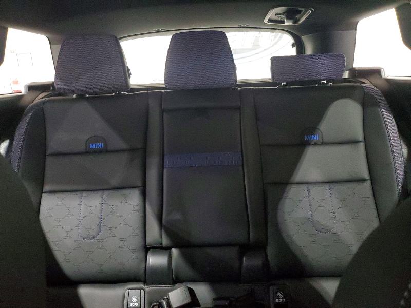 Продажа на аукционе авто 2027 Mini Countryman, vin: WMZ23GA03V7V53215, номер лота: 58769226