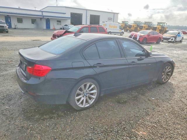 60821556 :رقم المزاد ، WBA3C1G51DNR49378 vin ، 2013 Bmw 328 مزاد بيع