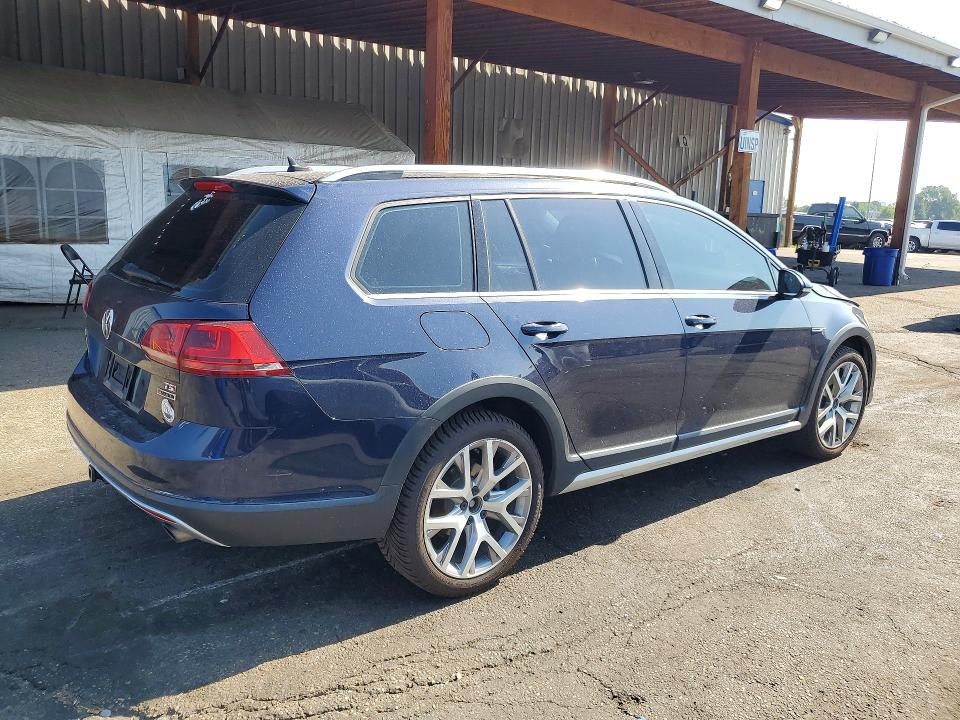 2017 Volkswagen Golf Alltrack მანქანა იყიდება აუქციონზე, vin: 3VWH17AU8HM522357, აუქციონის ნომერი: 61482896