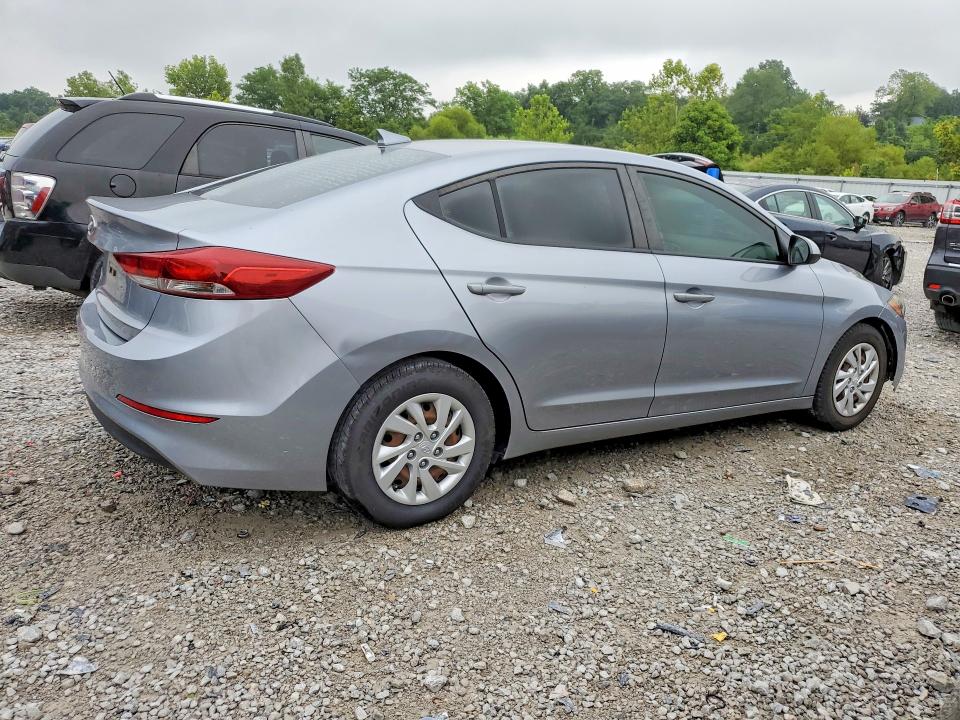 Продаж на аукціоні авто 2017 Hyundai Elantra, vin: 5NPD74LF2HH151957, номер лоту: 62818556