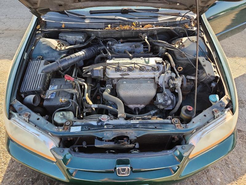 95588735 :رقم المزاد ، 1HGCG6658YA123650 vin ، 2000 Honda Accord مزاد بيع