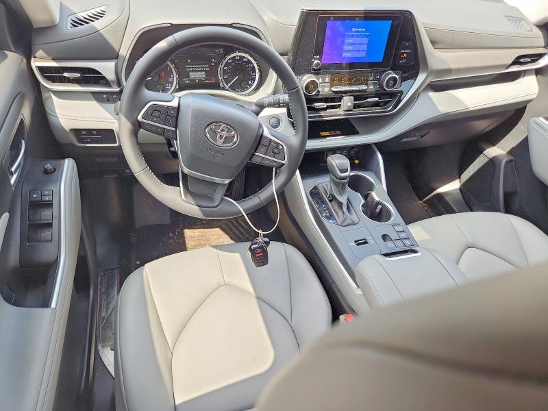 61583966 :رقم المزاد ، 5TDKDRAH1SS554489 vin ، 2025 Toyota Highlander مزاد بيع