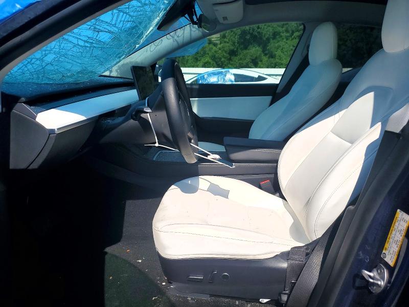 60120776 :رقم المزاد ، 5YJYGDEE0MF203231 vin ، 2021 Tesla Model Y مزاد بيع