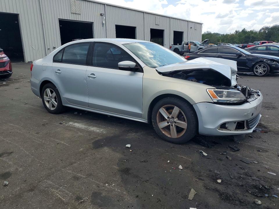 61682326 :رقم المزاد ، 3VWDP7AJ0CM381179 vin ، 2012 Volkswagen Jetta مزاد بيع