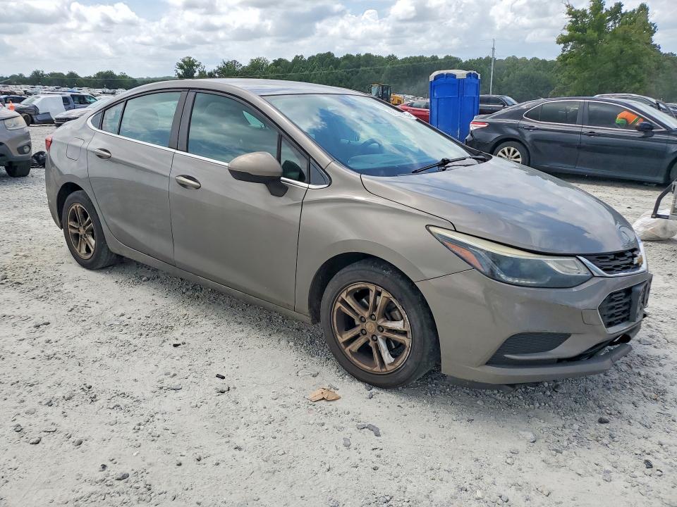 2018 Chevrolet Cruze მანქანა იყიდება აუქციონზე, vin: 1G1BE5SM8J7158756, აუქციონის ნომერი: 62236786