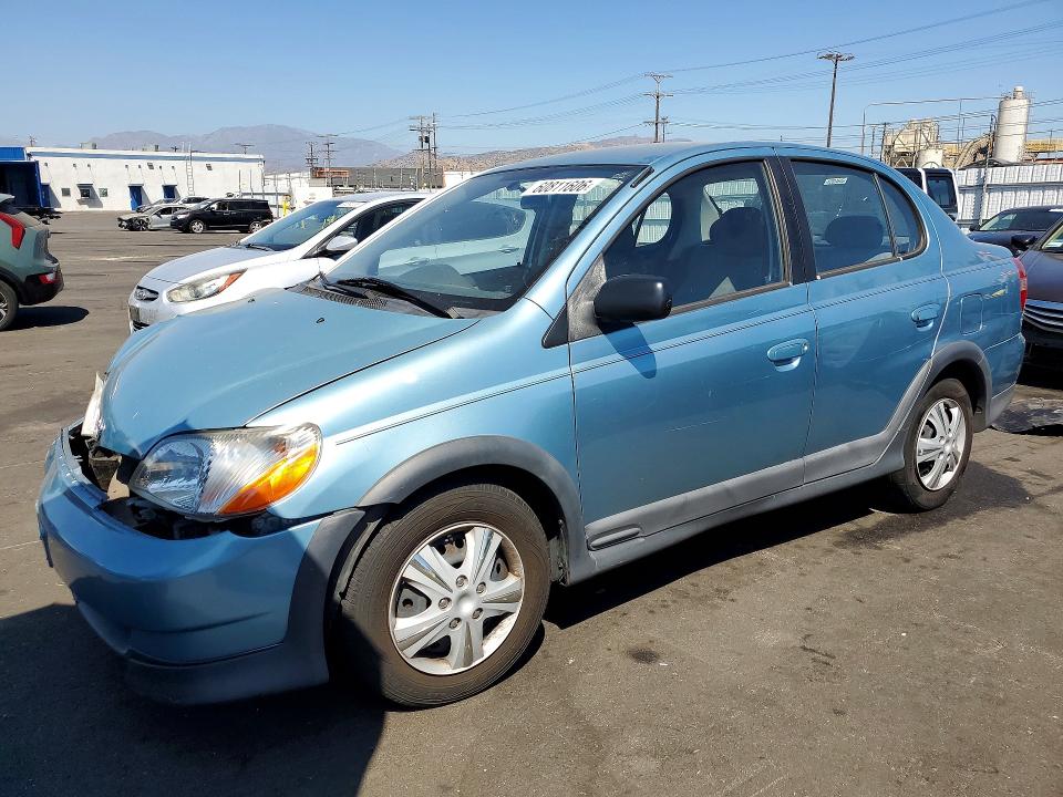 60811606 :رقم المزاد ، JTDBT1239Y0099068 vin ، 2000 Toyota Echo مزاد بيع