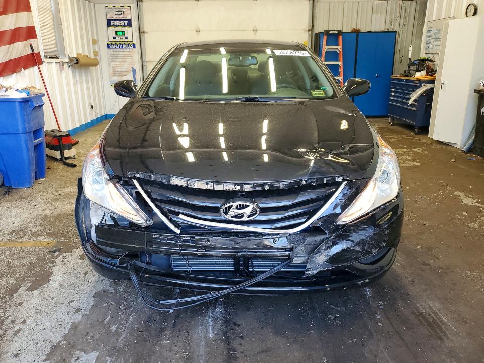 59756276 :رقم المزاد ، 5NPEB4AC0DH775911 vin ، 2013 Hyundai Sonata مزاد بيع