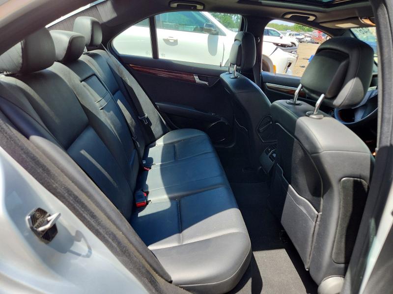 Продажа на аукционе авто 2010 Mercedes-benz C, vin: WDDGF8BB1AR130186, номер лота: 62965846