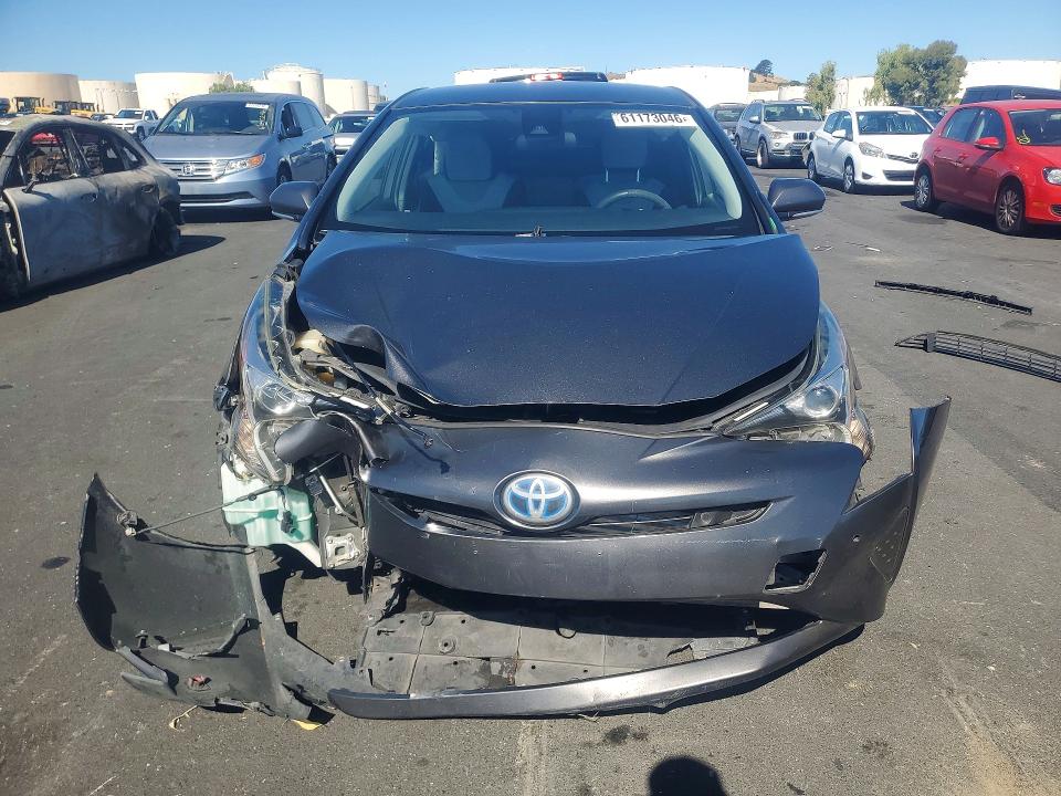 61173046 :رقم المزاد ، JTDKBRFU4H3043686 vin ، 2017 Toyota Prius مزاد بيع