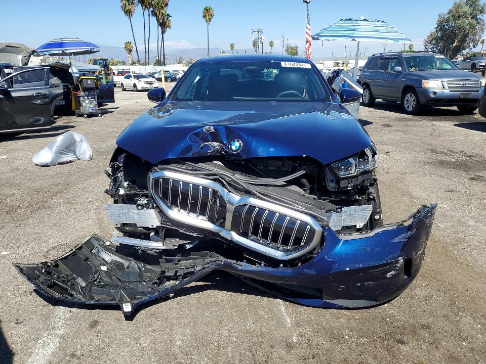 61623546 :رقم المزاد ، WBA63FJ07RCR92701 vin ، 2024 Bmw 540 مزاد بيع