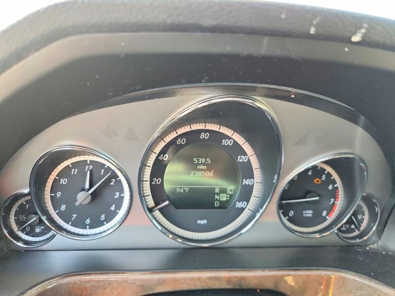 61061186 :رقم المزاد ، WDDHF8HB4AA115580 vin ، 2010 Mercedes-benz E مزاد بيع