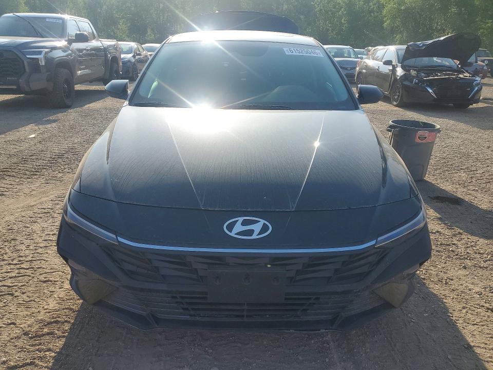 2025 Hyundai Elantra მანქანა იყიდება აუქციონზე, vin: KMHLM4DG0SU078589, აუქციონის ნომერი: 61525046