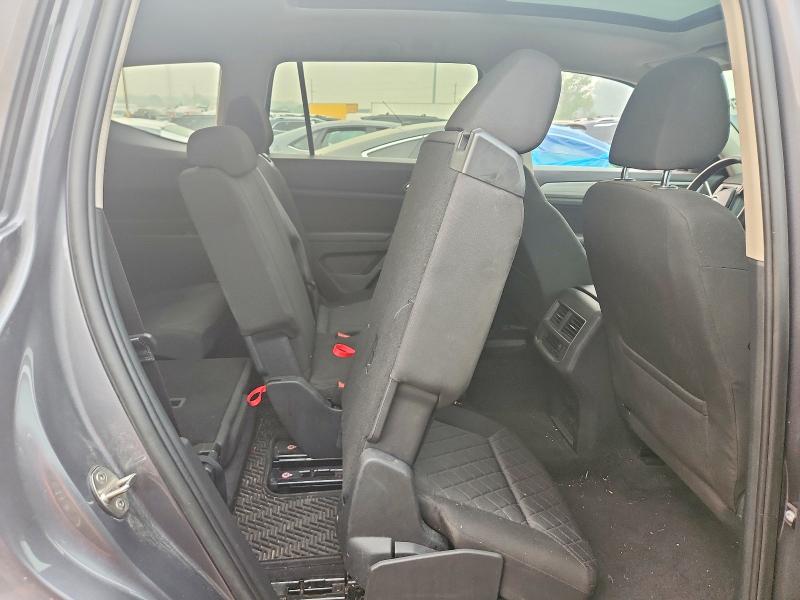 60840906 :رقم المزاد ، 1V2BR2CA9JC505578 vin ، 2018 Volkswagen Atlas مزاد بيع