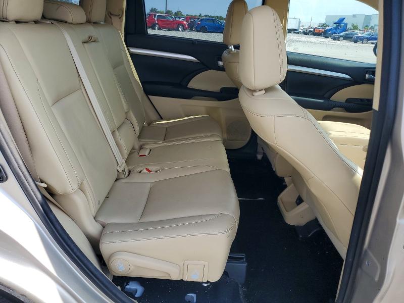 Продажа на аукционе авто 2015 Toyota Highlander, vin: 5TDJKRFH8FS112213, номер лота: 60557606