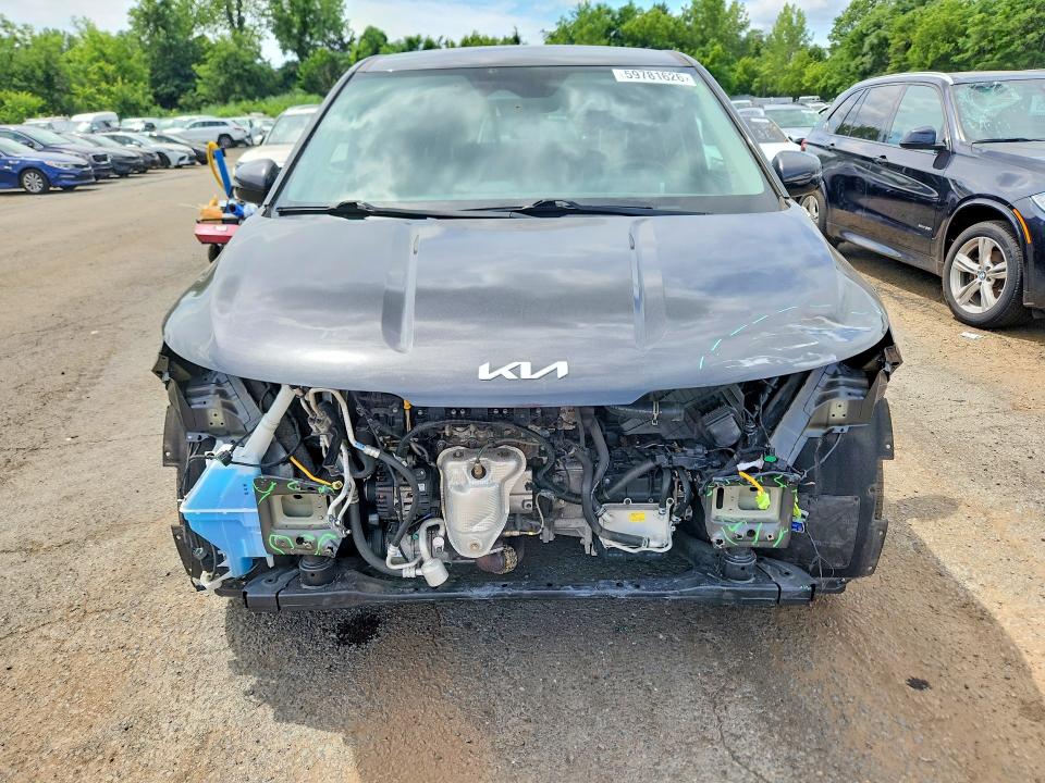 59781626 :رقم المزاد ، KNDNC5H35N6093398 vin ، 2022 Kia Carnival مزاد بيع