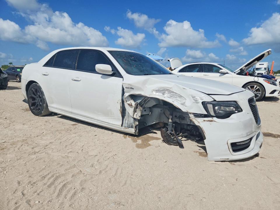 2018 Chrysler 300 მანქანა იყიდება აუქციონზე, vin: 2C3CCABT0JH222914, აუქციონის ნომერი: 60752766