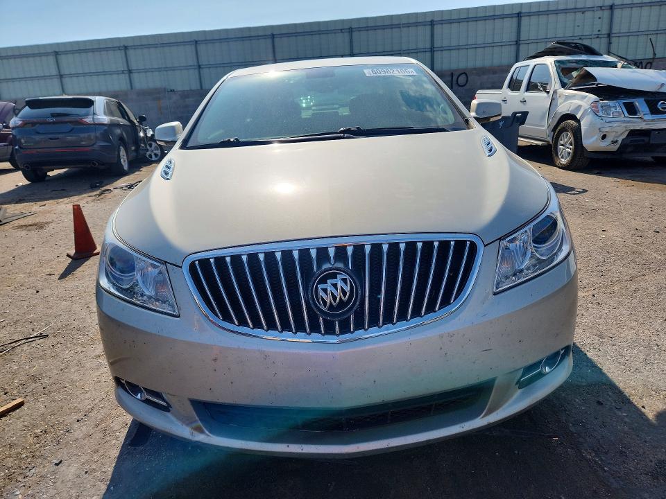 2013 Buick Lacrosse მანქანა იყიდება აუქციონზე, vin: 1G4GC5GR8DF253136, აუქციონის ნომერი: 60982106