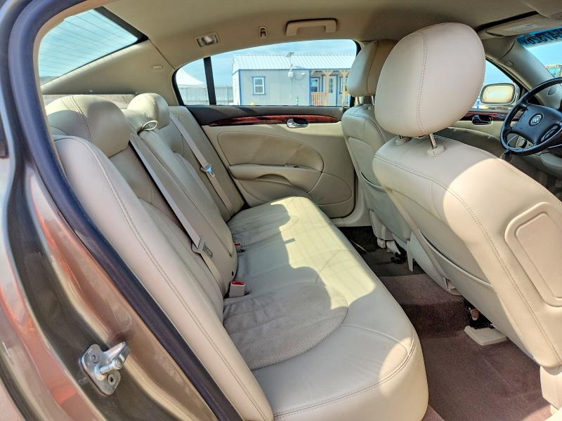 60547326 :رقم المزاد ، 1G4HD5EM9AU116772 vin ، 2010 Buick Lucerne مزاد بيع