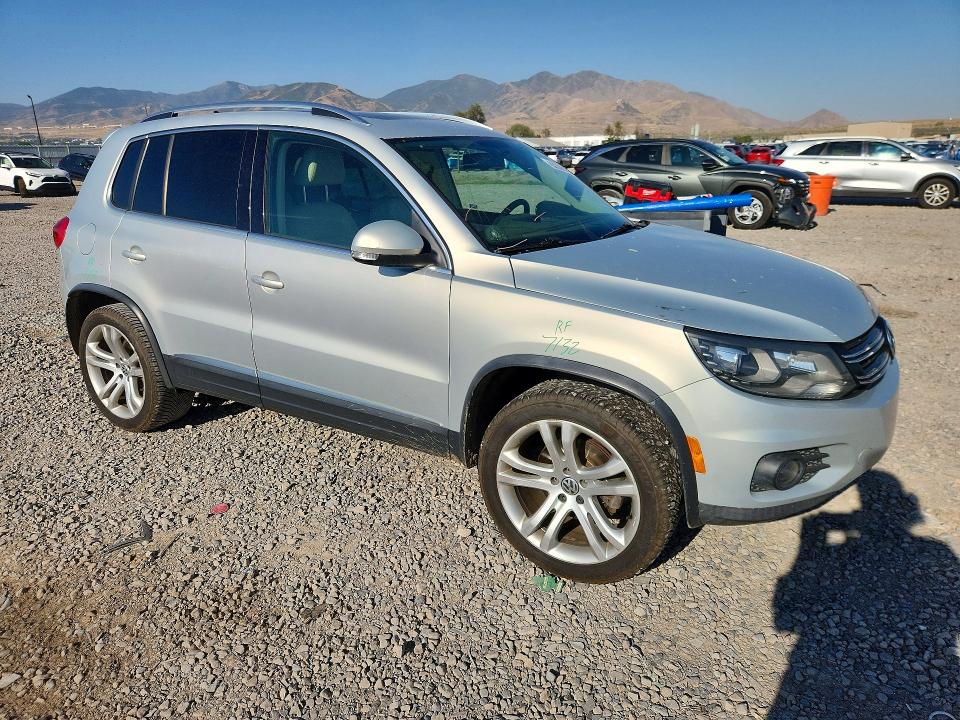 Продаж на аукціоні авто 2013 Volkswagen Tiguan, vin: WVGAV3AXXDW576762, номер лоту: 63338126