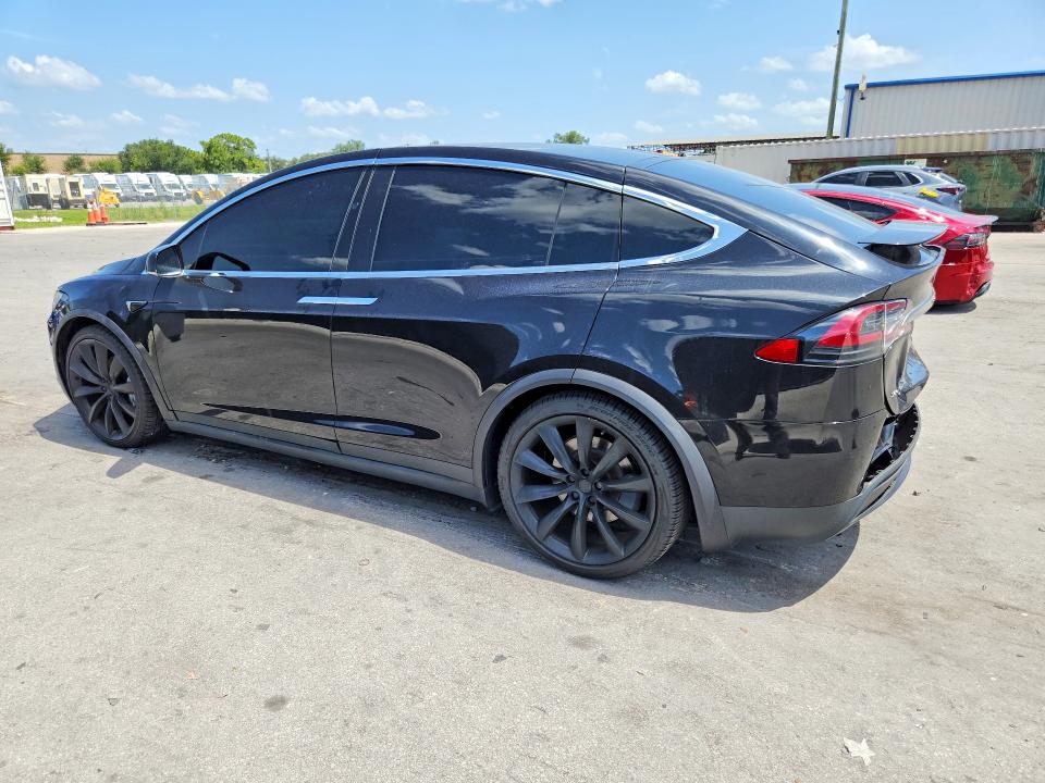 2018 Tesla Model X მანქანა იყიდება აუქციონზე, vin: 5YJXCBE23JF120499, აუქციონის ნომერი: 61899226