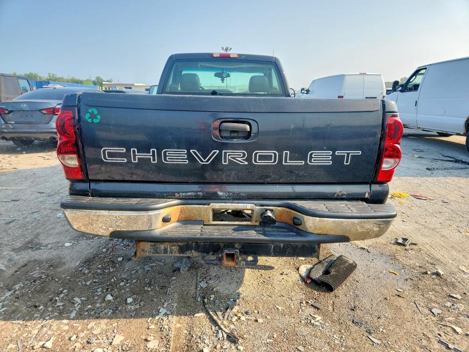 2003 Chevrolet Silverado მანქანა იყიდება აუქციონზე, vin: 1GCEK14V63Z172545, აუქციონის ნომერი: 62525536