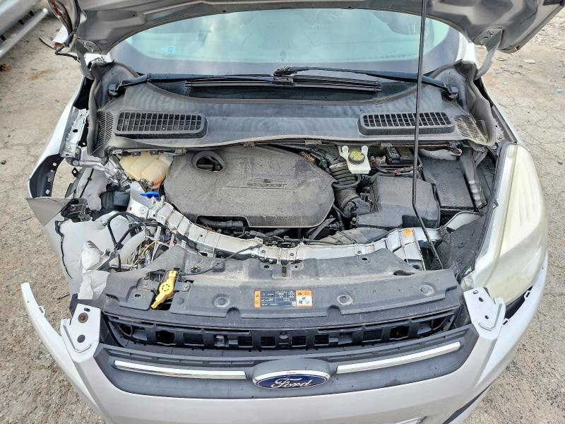 62112286 :رقم المزاد ، 1FMCU9GX8FUA40137 vin ، 2015 Ford Escape مزاد بيع