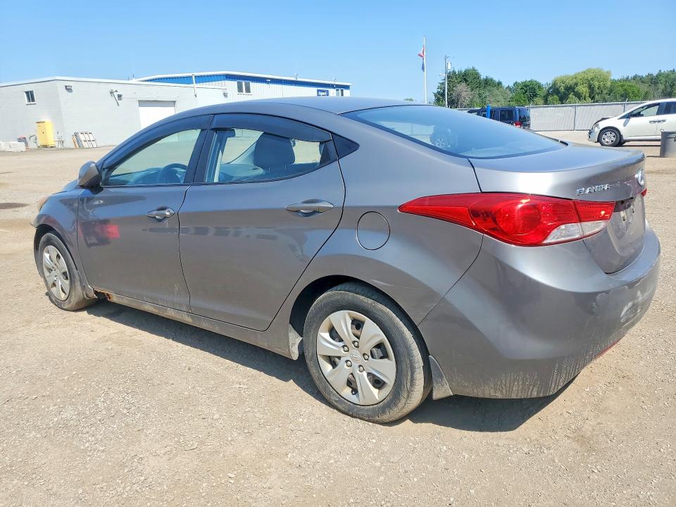 62032046 :رقم المزاد ، 5NPDH4AE1BH023210 vin ، 2011 Hyundai Elantra مزاد بيع