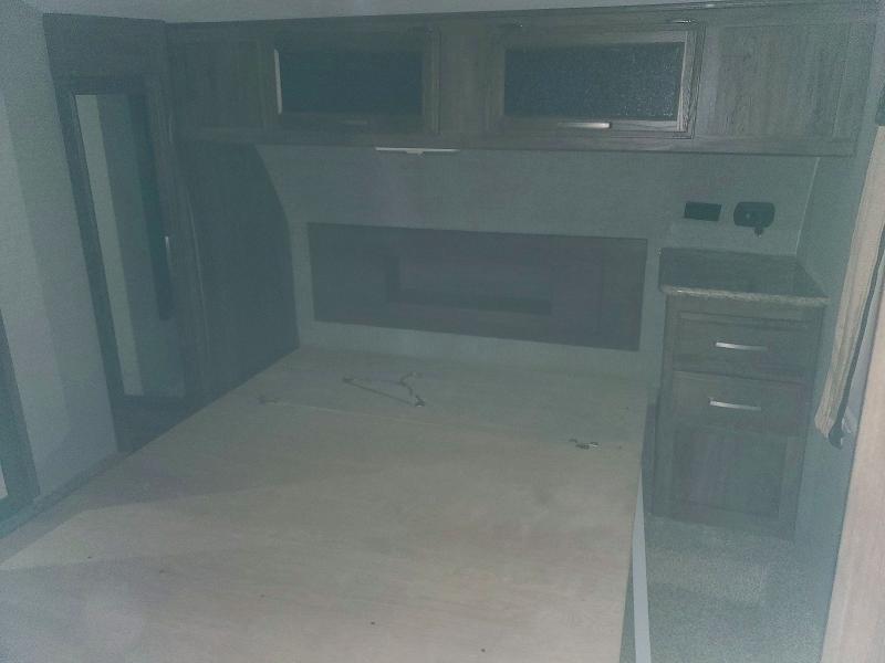 62563076 :رقم المزاد ، 4YDF33026G2504262 vin ، 2016 Keystone Cougar مزاد بيع