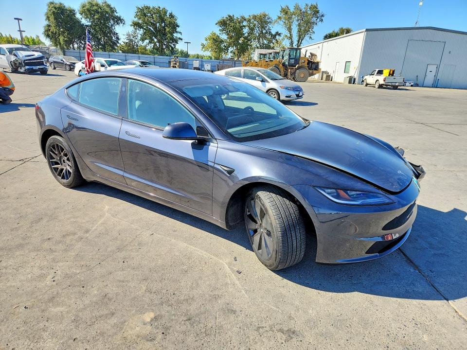 63519356 :رقم المزاد ، 5YJ3E1EA2SF027243 vin ، 2025 Tesla Model 3 مزاد بيع