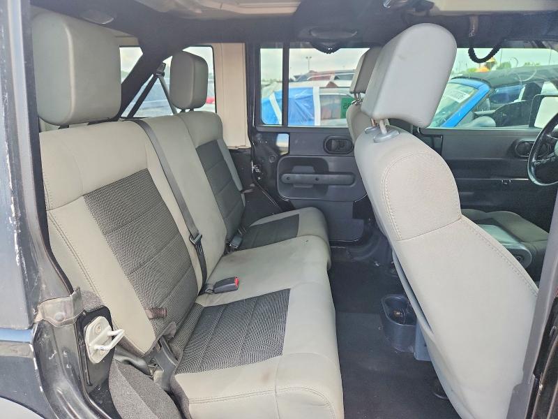 61589876 :رقم المزاد ، 1J4BA5H13AL224650 vin ، 2010 Jeep Wrangler Unlimited مزاد بيع
