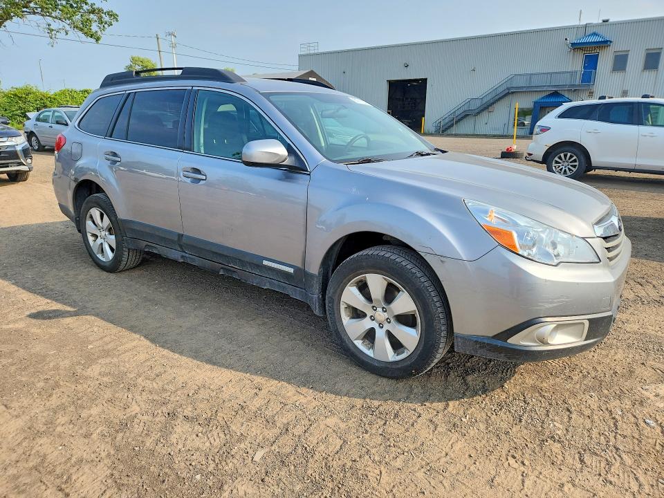 61711376 :رقم المزاد ، 4S4BRHBC9A3365809 vin ، 2010 Subaru Outback مزاد بيع