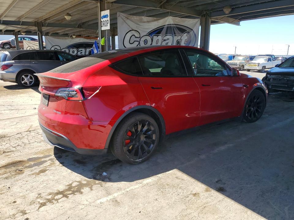 60760726 :رقم المزاد ، 5YJYGDEF7MF095893 vin ، 2021 Tesla Model Y مزاد بيع