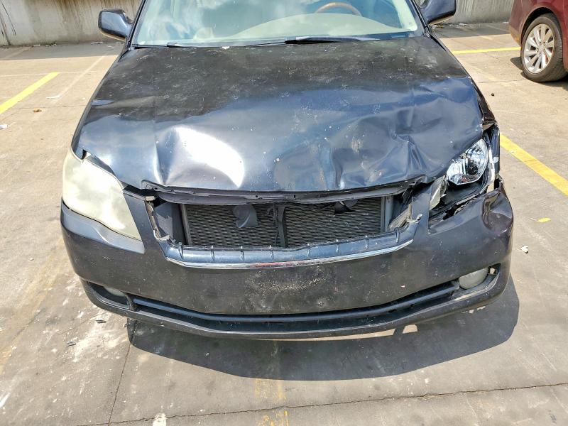61331826 :رقم المزاد ، 4T1BK36B77U247155 vin ، 2007 Toyota Avalon مزاد بيع