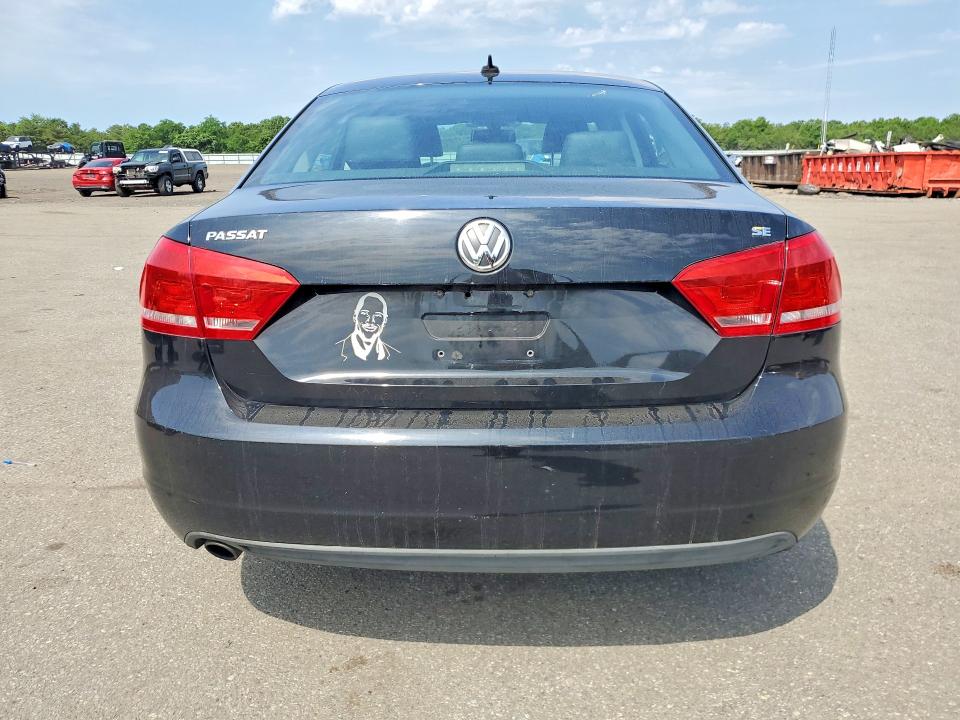 60694946 :رقم المزاد ، 1VWBP7A36DC006408 vin ، 2013 Volkswagen Passat مزاد بيع