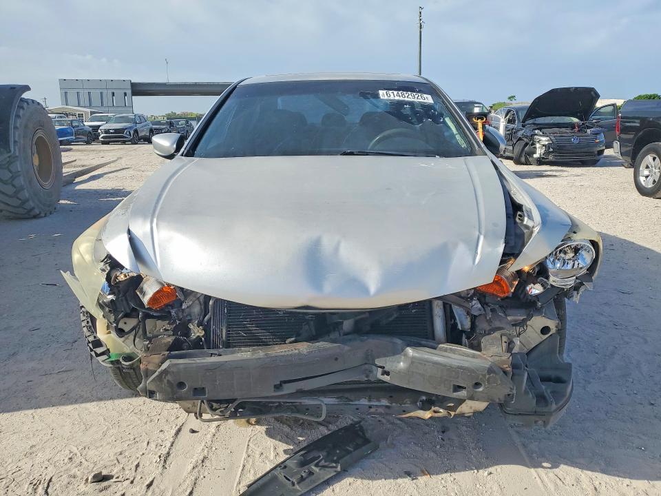 Продажа на аукционе авто 2009 Honda Accord, vin: 1HGCP26719A137305, номер лота: 61482926