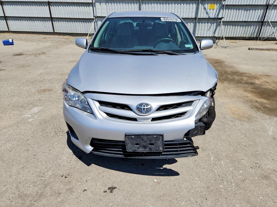 62616736 :رقم المزاد ، 2T1BU4EE8BC721300 vin ، 2011 Toyota Corolla مزاد بيع