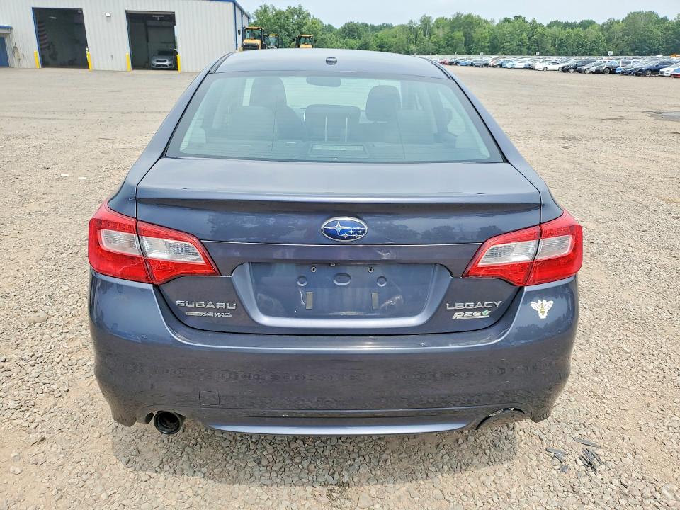 61715786 :رقم المزاد ، 4S3BNAL6XF3008050 vin ، 2015 Subaru Legacy مزاد بيع
