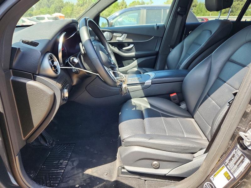 59131136 :رقم المزاد ، WDC0G8EB4LF696457 vin ، 2020 Mercedes-benz Glc مزاد بيع