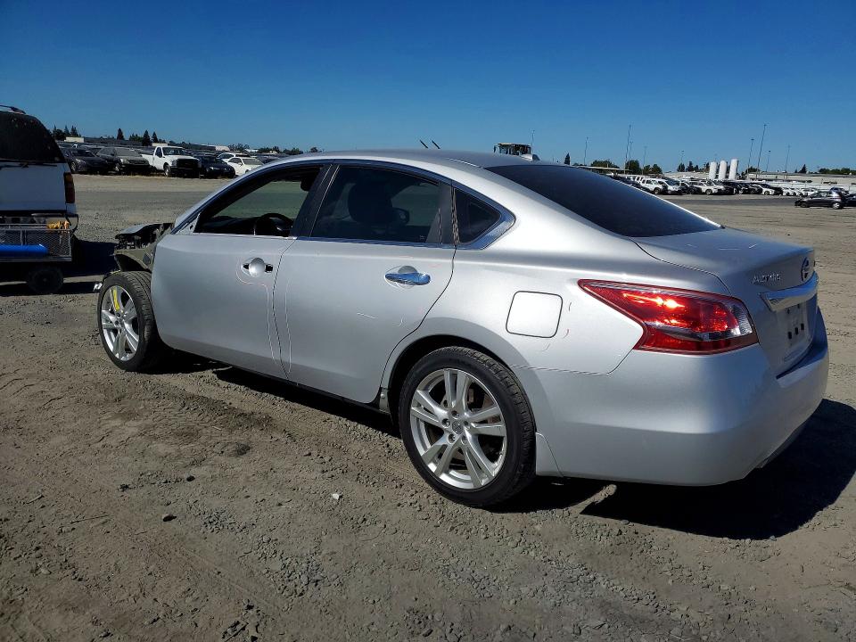 Продажа на аукционе авто 2013 Nissan Altima, vin: 1N4BL3AP2DN532376, номер лота: 62680646