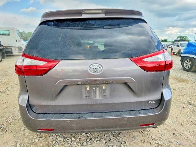 2016 Toyota Sienna მანქანა იყიდება აუქციონზე, vin: 5TDYK3DC7GS735505, აუქციონის ნომერი: 59144156