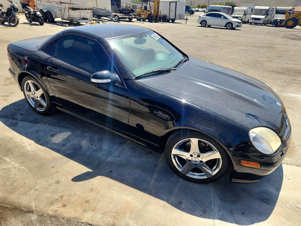 61088396 :رقم المزاد ، WDBKK65F82F268442 vin ، 2002 Mercedes-benz Slk مزاد بيع
