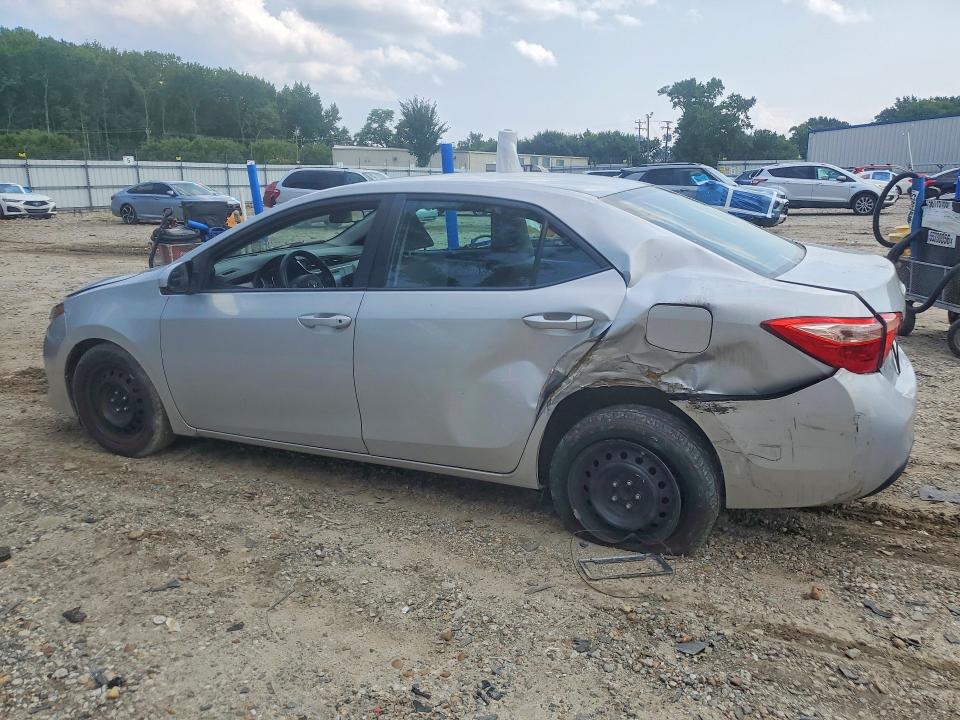 2018 Toyota Corolla მანქანა იყიდება აუქციონზე, vin: 2T1BURHE7JC059667, აუქციონის ნომერი: 63207216