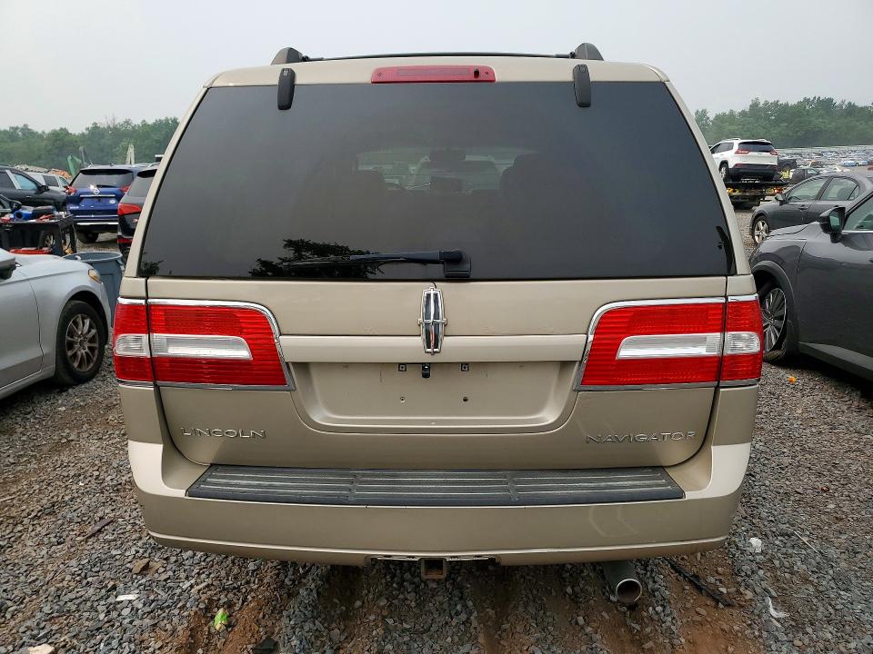 2008 Lincoln Navigator მანქანა იყიდება აუქციონზე, vin: 5LMFU28528LJ06107, აუქციონის ნომერი: 61393646
