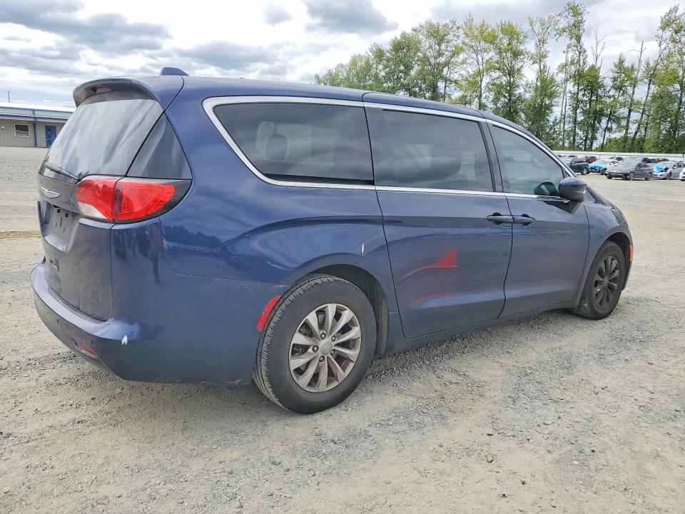 60717326 :رقم المزاد ، 2C4RC1DG1HR705015 vin ، 2017 Chrysler Pacifica مزاد بيع