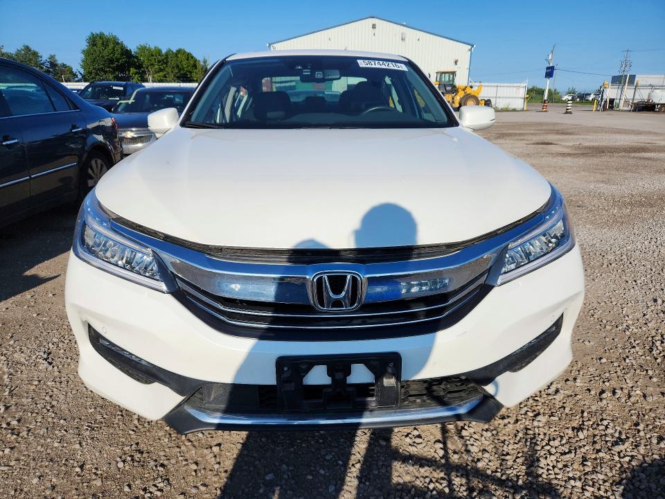 Продаж на аукціоні авто 2017 Honda Accord, vin: 1HGCR2F09HA807713, номер лоту: 58744216