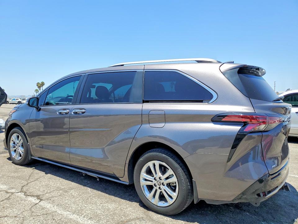 Aukcja sprzedaży 2023 Toyota Sienna, vin: 5TDESKFC4PS108013, numer aukcji: 61370206