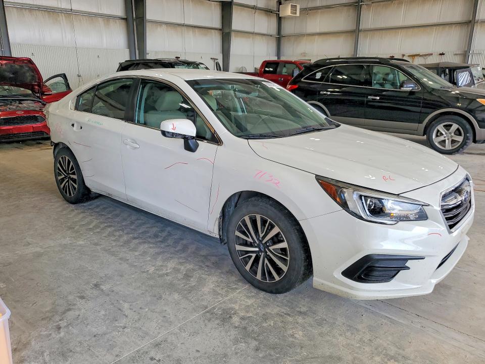 2019 Subaru Legacy მანქანა იყიდება აუქციონზე, vin: 4S3BNAF66K3006379, აუქციონის ნომერი: 60033616